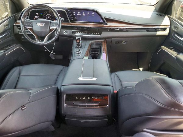 2022 CADILLAC ESCALADE Luxury