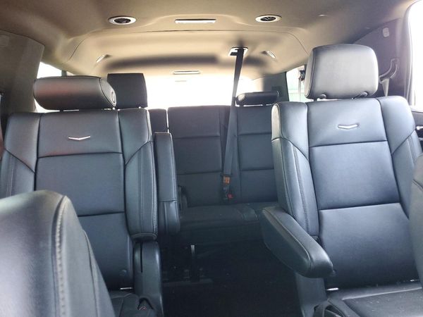 2022 CADILLAC ESCALADE Luxury
