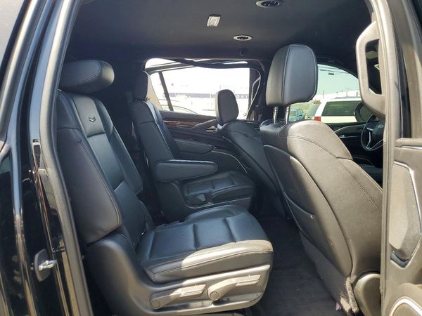 2022 CADILLAC ESCALADE Luxury