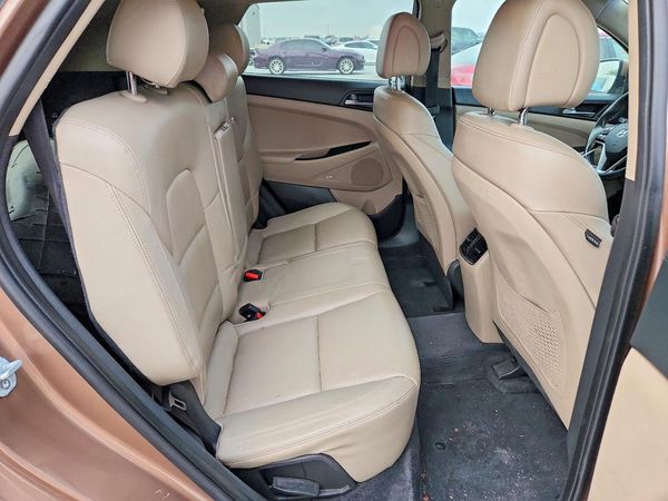 2017 HYUNDAI TUCSON