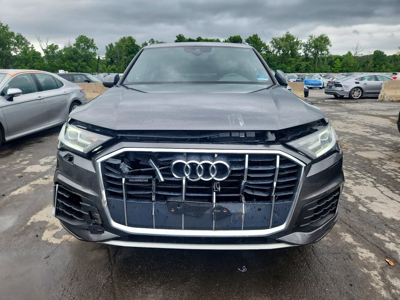 2020 AUDI Q7 quattro Premium