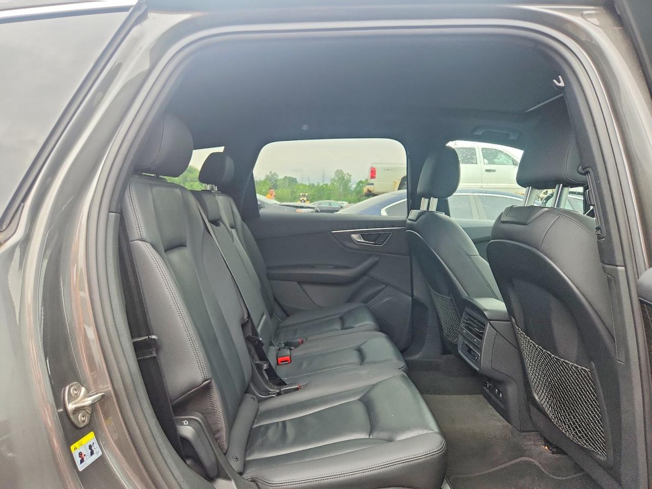 2020 AUDI Q7 quattro Premium