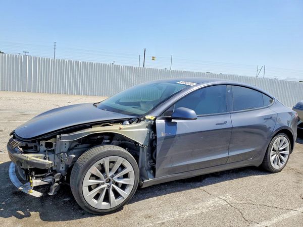 2021 TESLA MODEL 3