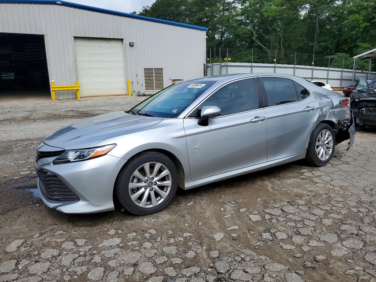 2018 TOYOTA CAMRY