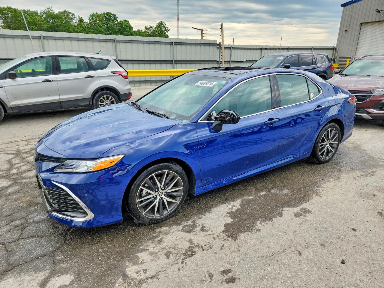 2024 TOYOTA CAMRY XLE