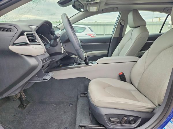 2024 TOYOTA CAMRY XLE