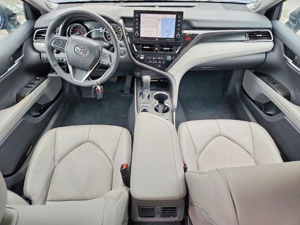 2024 TOYOTA CAMRY XLE
