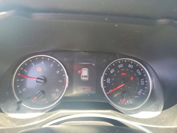 2019 TOYOTA RAV4 XLE / XLE Premium 4WD