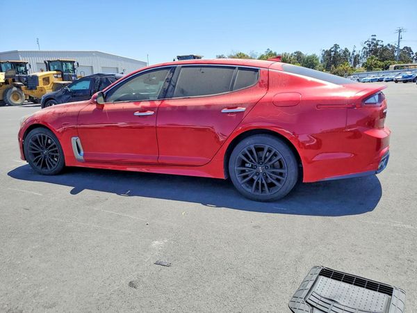 2019 KIA STINGER Base