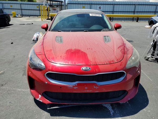 2019 KIA STINGER Base