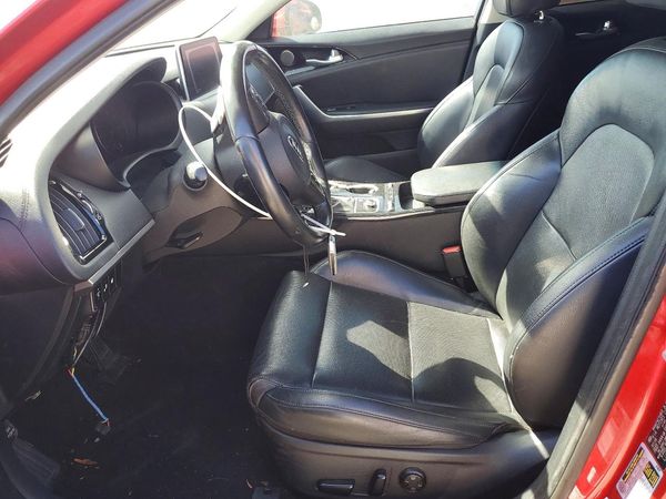 2019 KIA STINGER Base
