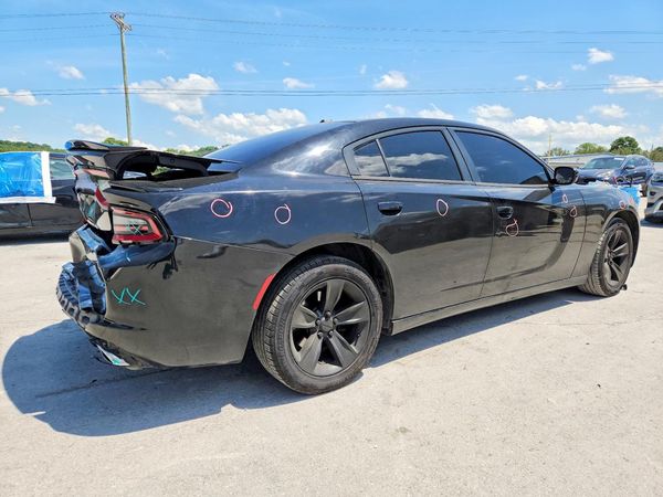2015 DODGE CHARGER SE