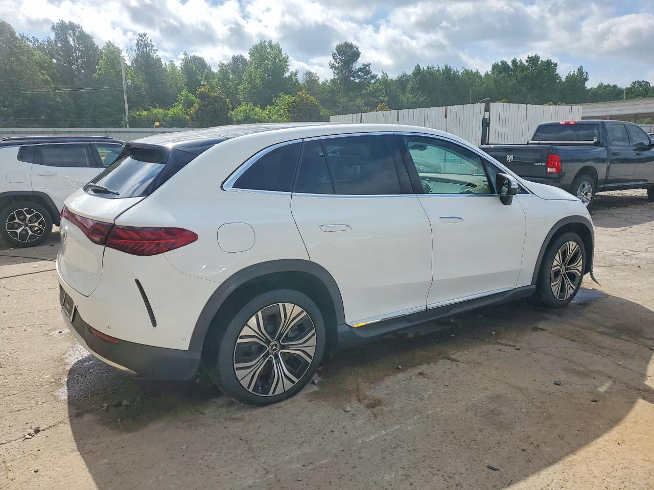 2024 MERCEDES-BENZ EQE SUV EQE350+