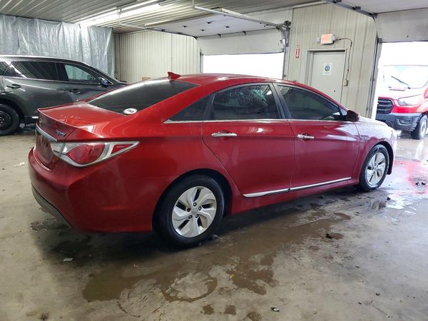 2013 HYUNDAI SONATA