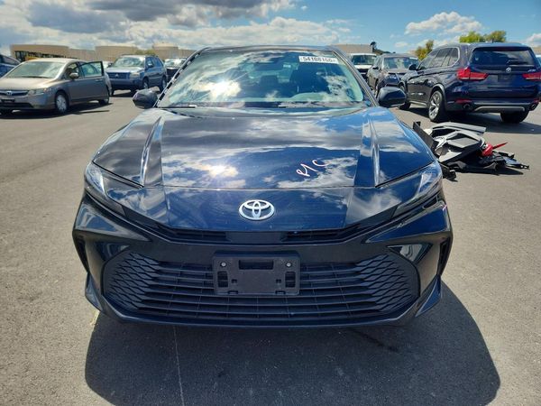2025 TOYOTA CAMRY