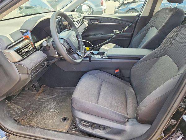 2025 TOYOTA CAMRY