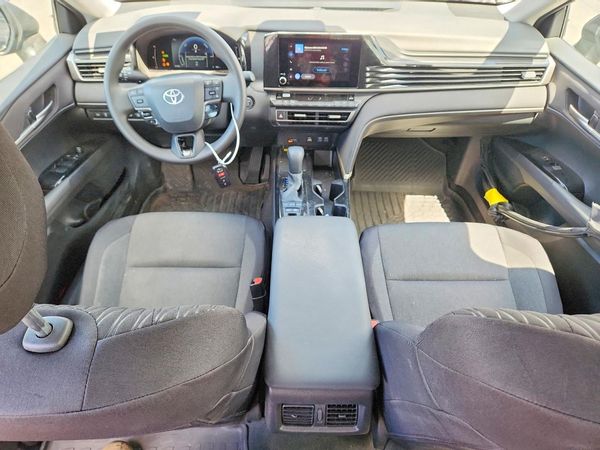 2025 TOYOTA CAMRY