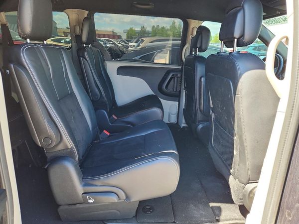 2014 DODGE GRAND CARAVAN SE