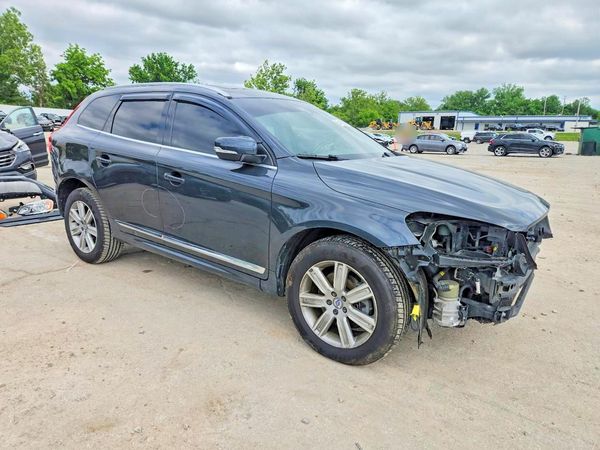 2016 VOLVO XC60