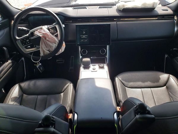 2023 LAND ROVER RANGE ROVER SE