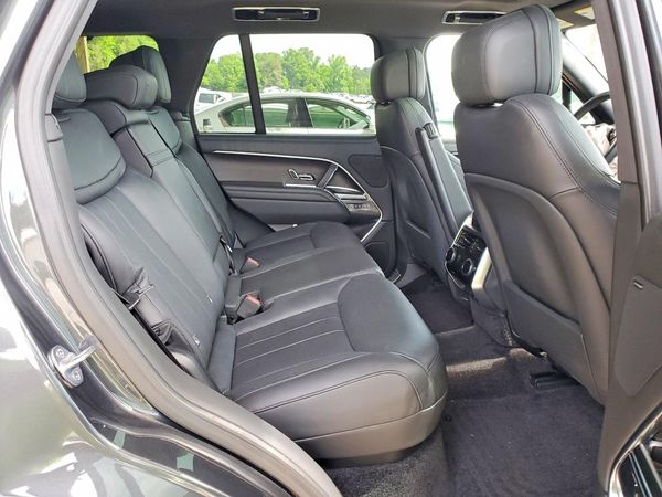 2023 LAND ROVER RANGE ROVER SE