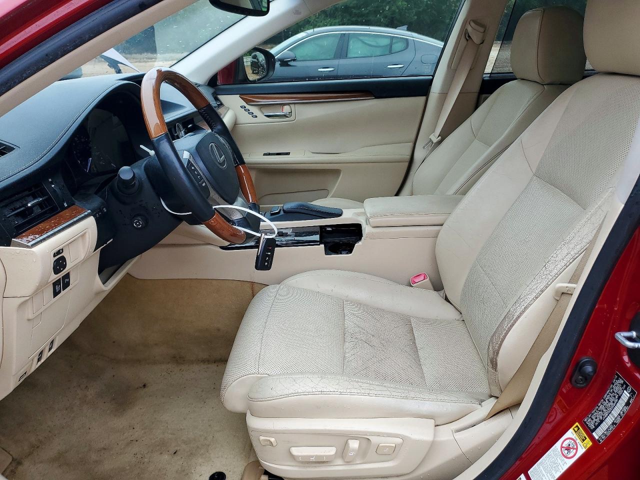 2013 LEXUS ES 300h