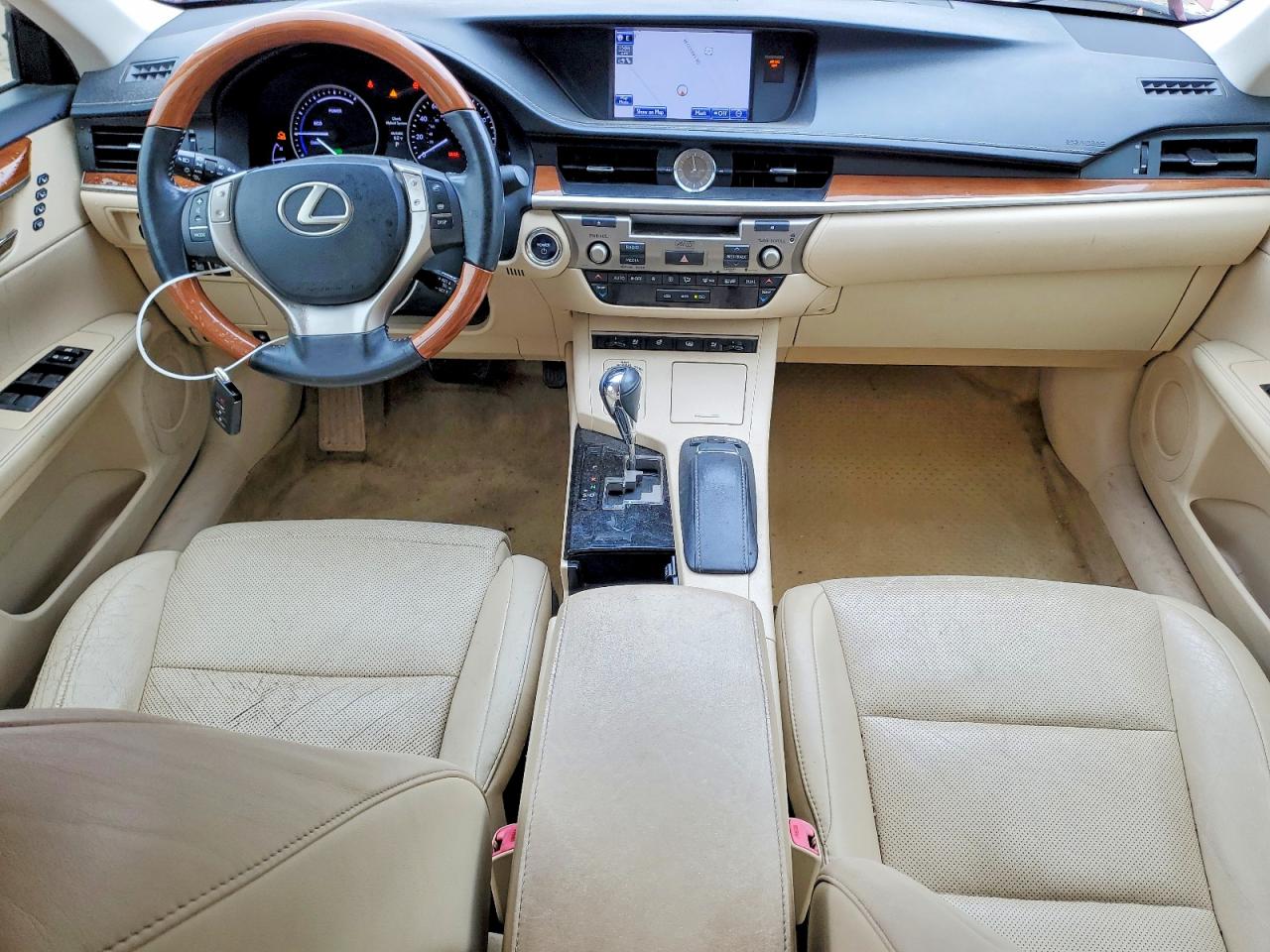 2013 LEXUS ES 300h