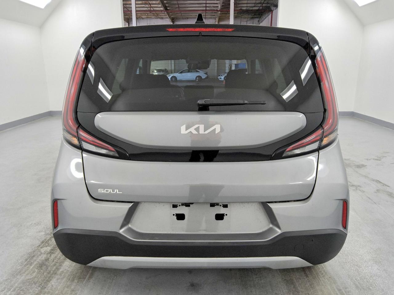 2024 KIA SOUL LX, S