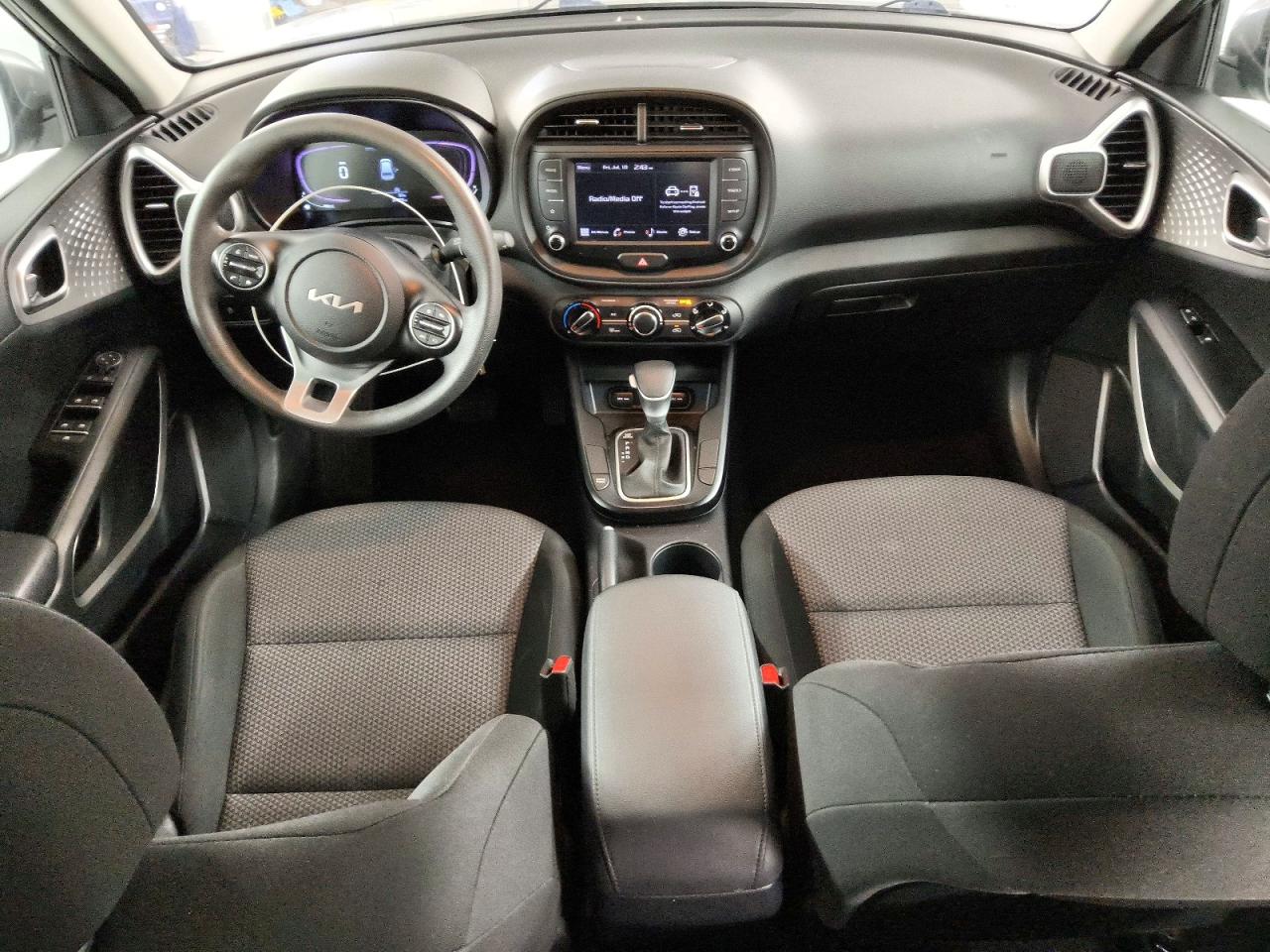 2024 KIA SOUL LX, S