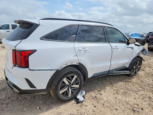 2023 KIA SORENTO EX