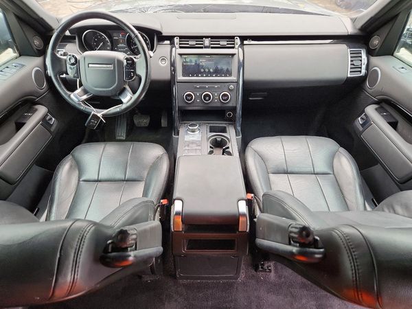 2020 LAND ROVER DISCOVERY SE