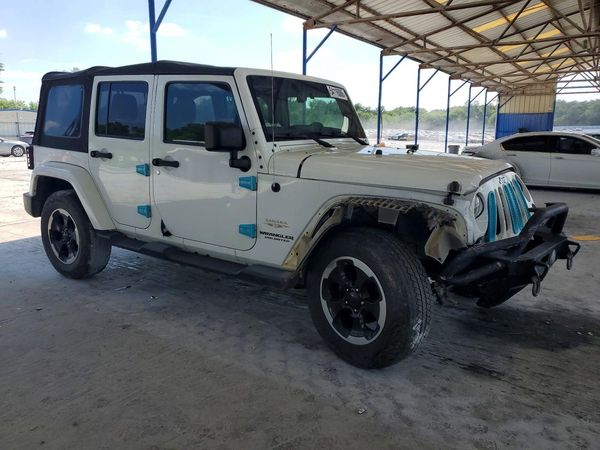2015 JEEP WRANGLER UNLIMITED SAHARA 4X4