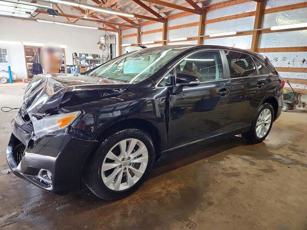 2015 TOYOTA VENZA XLE