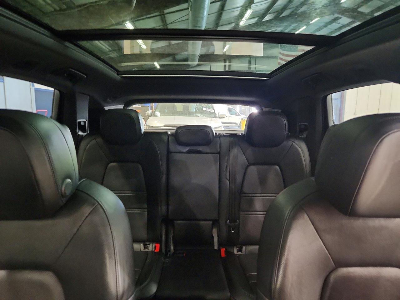 2019 PORSCHE CAYENNE S E-Hybrid