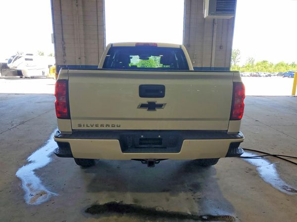 2017 CHEVROLET SILVERADO Custom