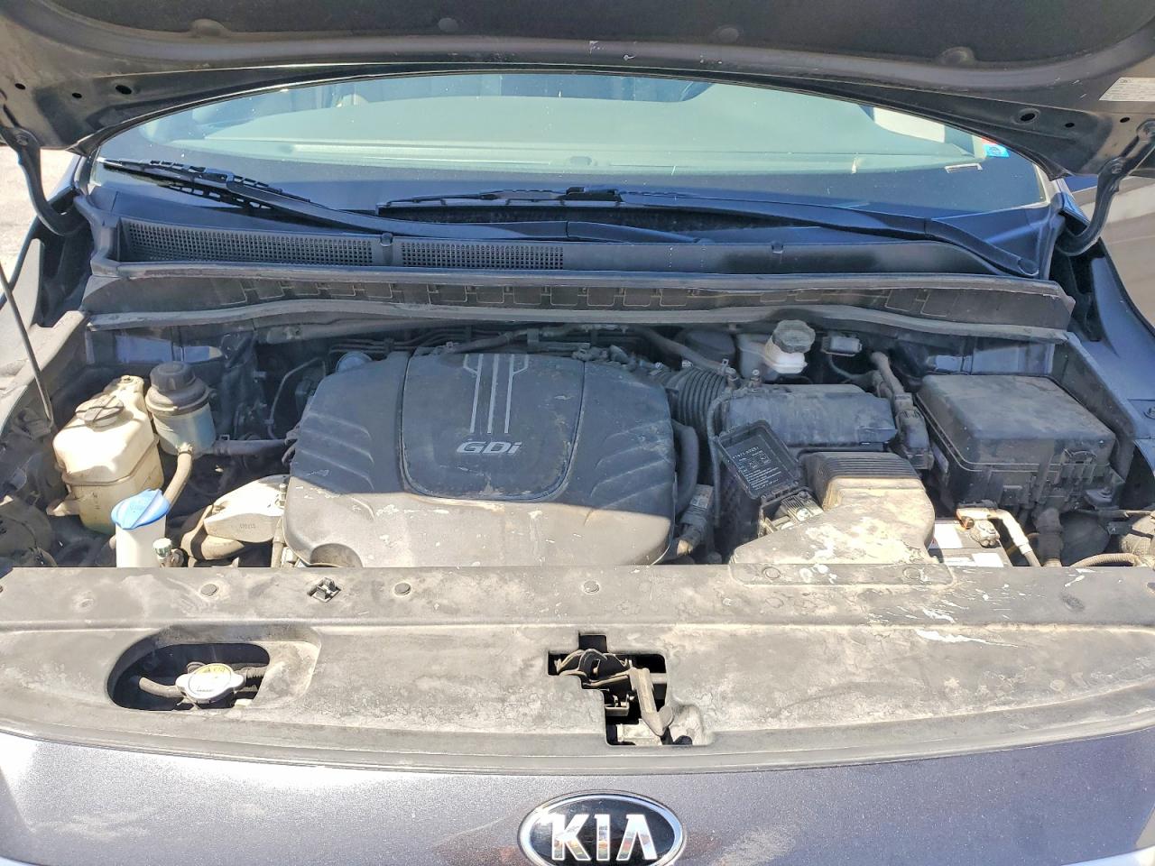 2017 KIA SEDONA LX