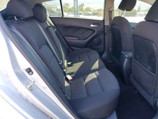 2018 KIA FORTE LX