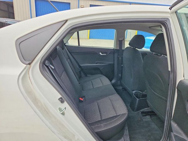 2021 KIA RIO LX, S