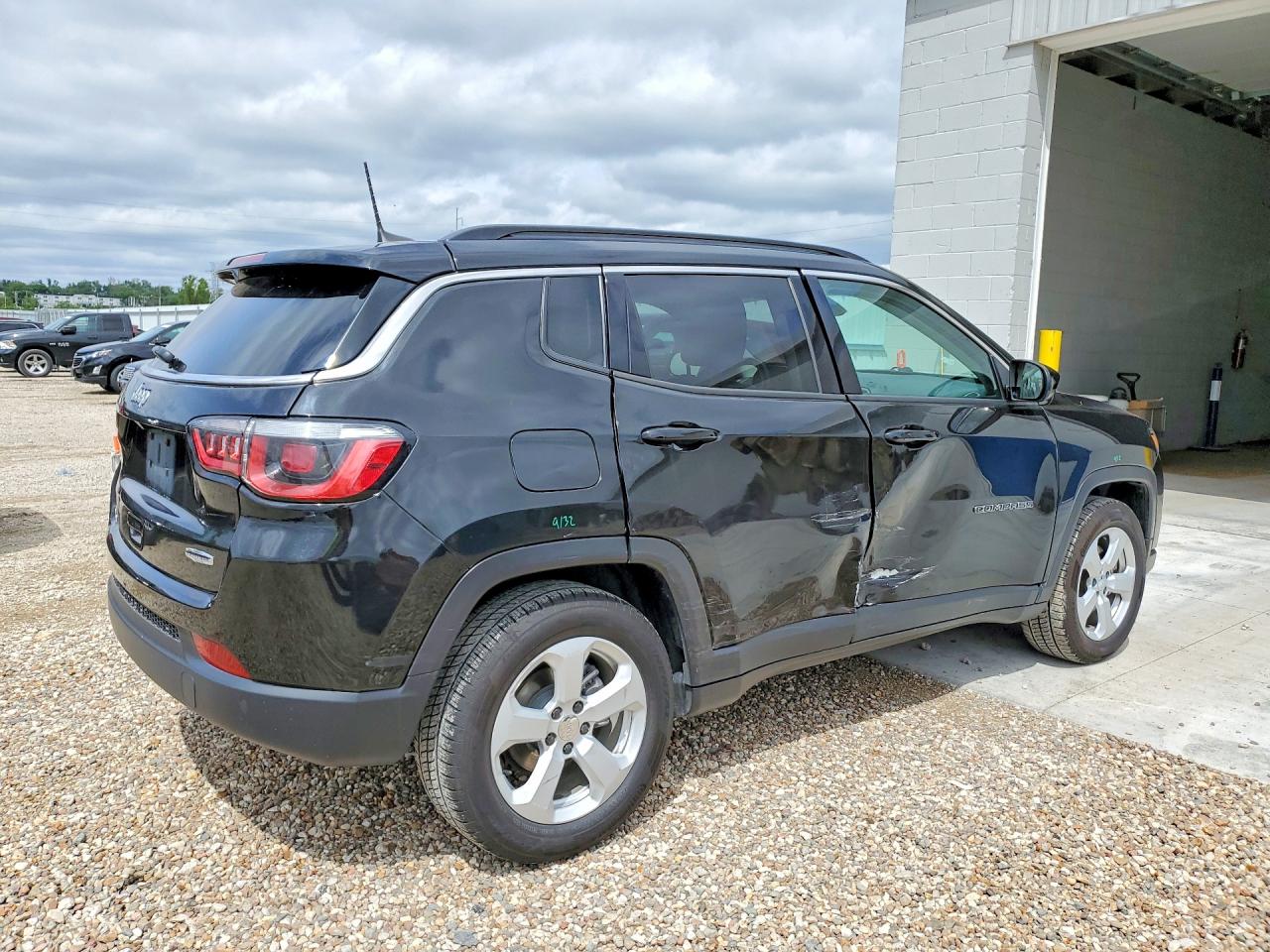 2018 JEEP COMPASS LATITUDE 4X2