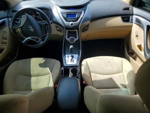 2012 HYUNDAI ELANTRA