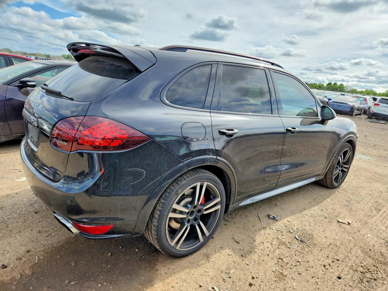 2014 PORSCHE CAYENNE Turbo