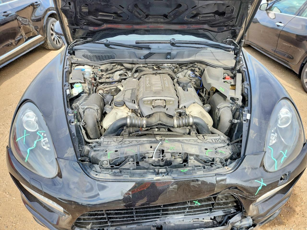 2014 PORSCHE CAYENNE Turbo