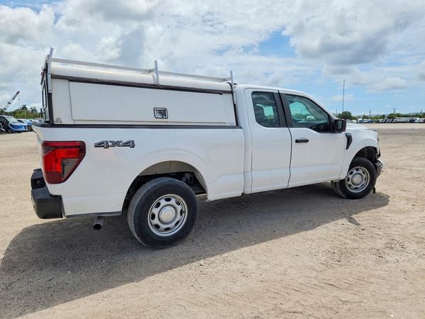 2024 FORD F150