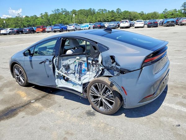 2026 TOYOTA PRIUS