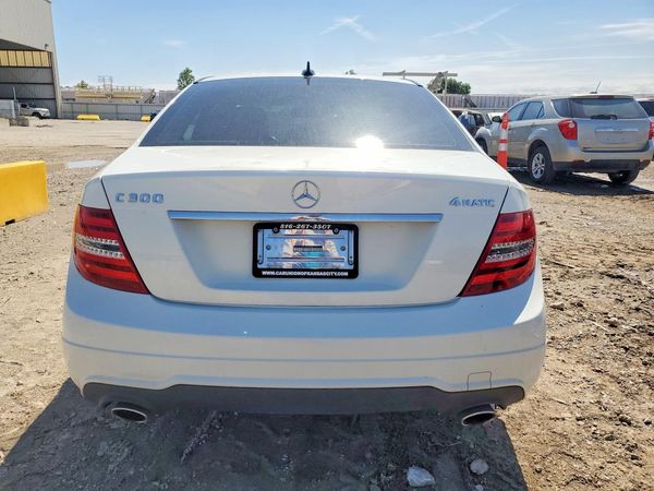 2012 MERCEDES-BENZ C C300 4-MATIC