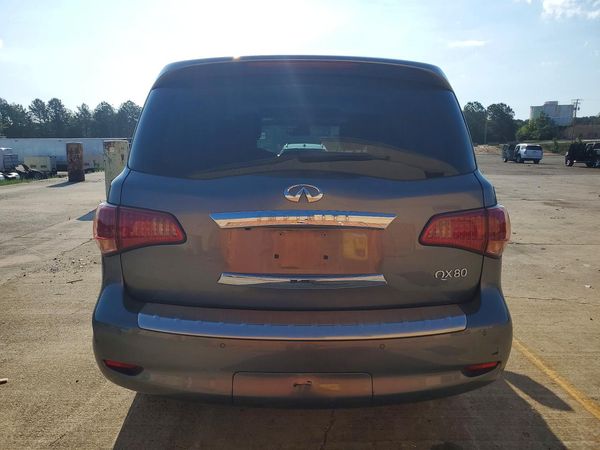 2017 INFINITI QX80