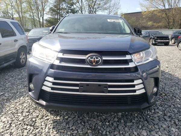 2019 TOYOTA HIGHLANDER SE/XLE