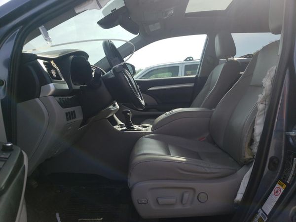 2019 TOYOTA HIGHLANDER SE/XLE