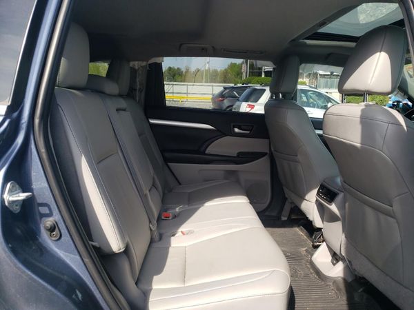 2019 TOYOTA HIGHLANDER SE/XLE