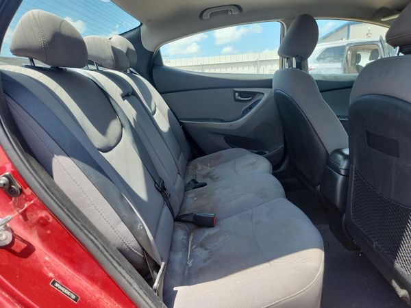2016 HYUNDAI ELANTRA